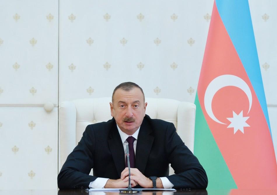 Prezident İlham Əliyevin sədrliyi ilə Nazirlər Kabinetinin iclası keçirilib (FOTO) (YENİLƏNİB)