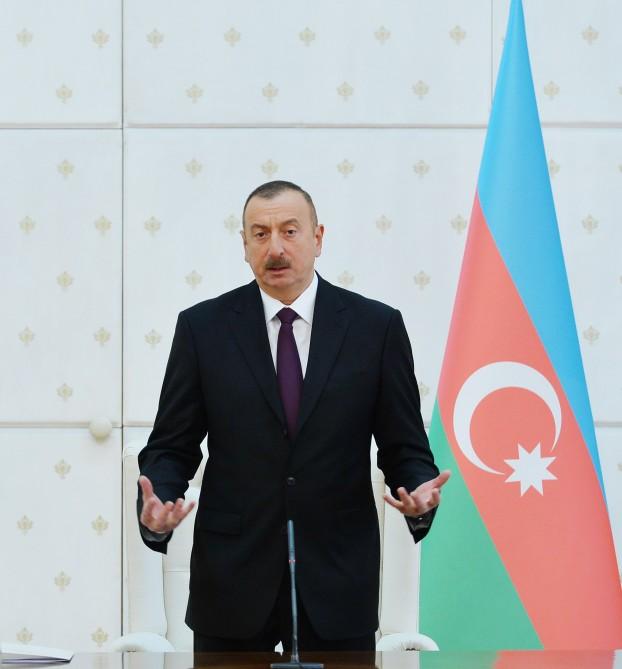 Prezident İlham Əliyevin sədrliyi ilə Nazirlər Kabinetinin iclası keçirilib (FOTO) (YENİLƏNİB)