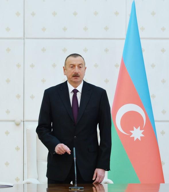 Prezident İlham Əliyevin sədrliyi ilə Nazirlər Kabinetinin iclası keçirilib (FOTO) (YENİLƏNİB)