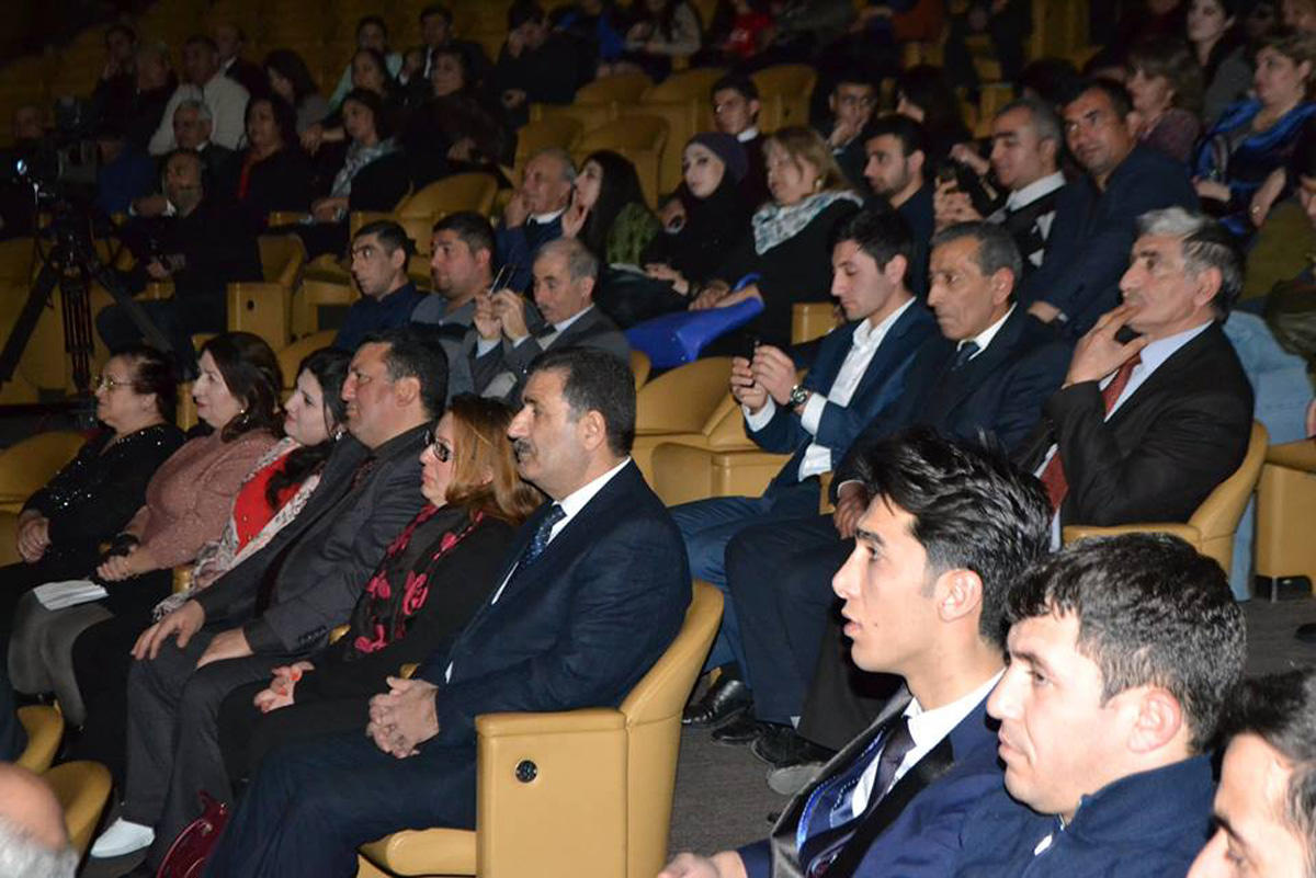 Beynəlxalq Muğam Mərkəzi yeni layihəsini təqdim edib (FOTO)