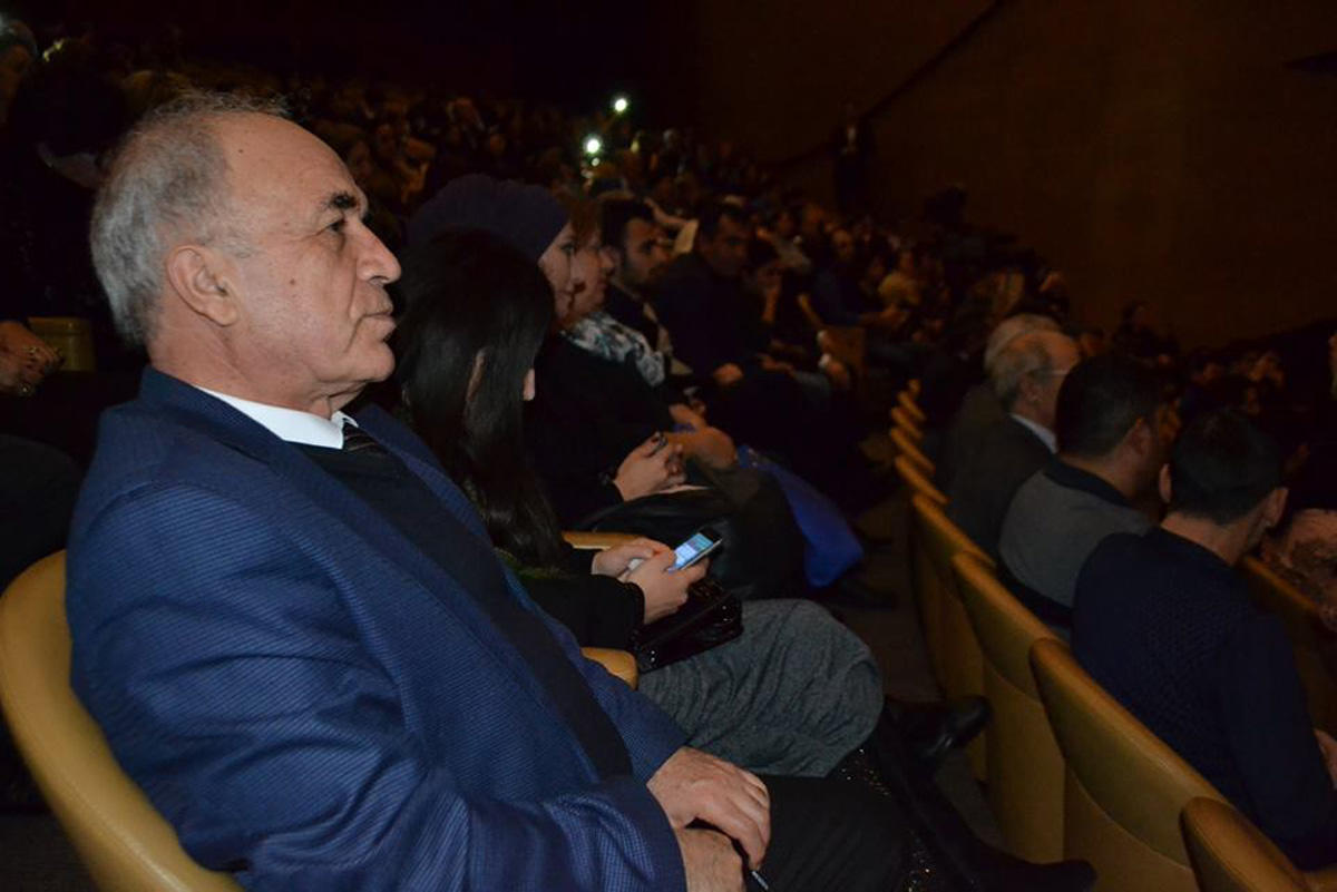 Beynəlxalq Muğam Mərkəzi yeni layihəsini təqdim edib (FOTO)