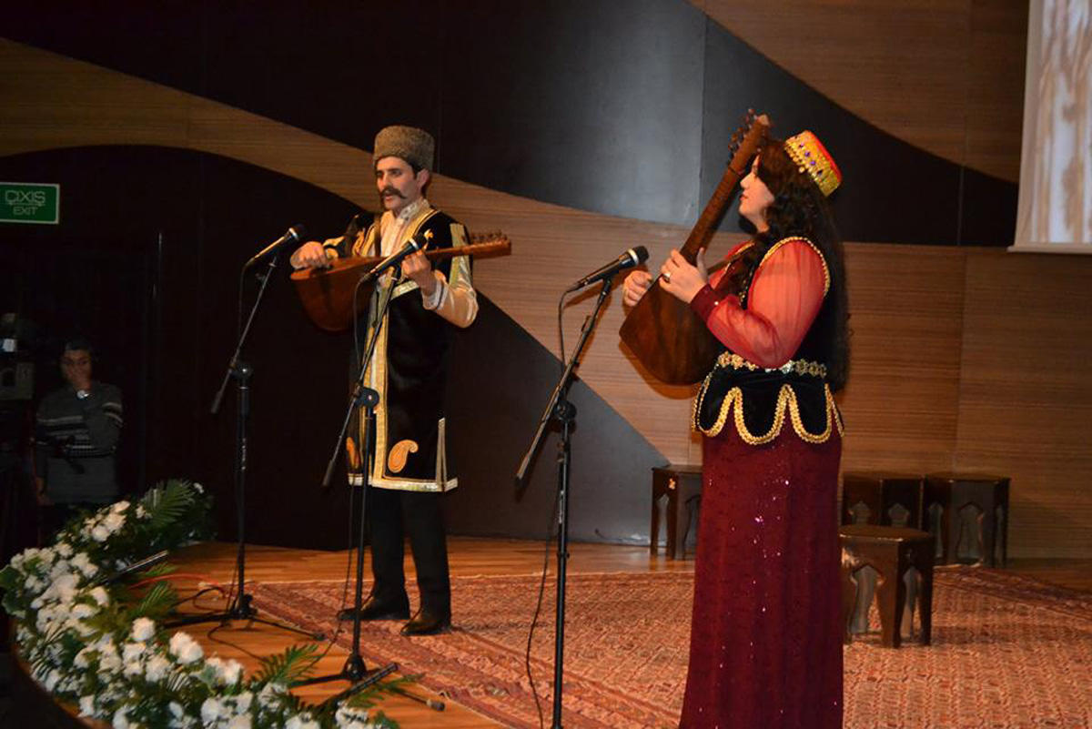 Beynəlxalq Muğam Mərkəzi yeni layihəsini təqdim edib (FOTO)
