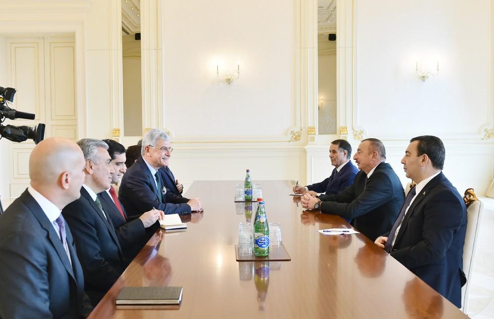 Prezident İlham Əliyev: Türkiyə və Azərbaycan 2018-ci ildə də böyük layihələr həyata keçirəcəklər (FOTO) (YENİLƏNİB)