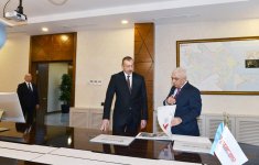 Prezident İlham Əliyev Bakı Paylayıcı Şəbəkəsinin yeni inzibati binasının və yarımstansiyalarının açılışında iştirak edib (FOTO) (YENİLƏNİB)