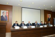 Korrupsiyaya qarşı Mübarizə Baş İdarəsi 2017-ci il ərzində görülmüş işlərə dair hesabatla çıxış edib (FOTO)