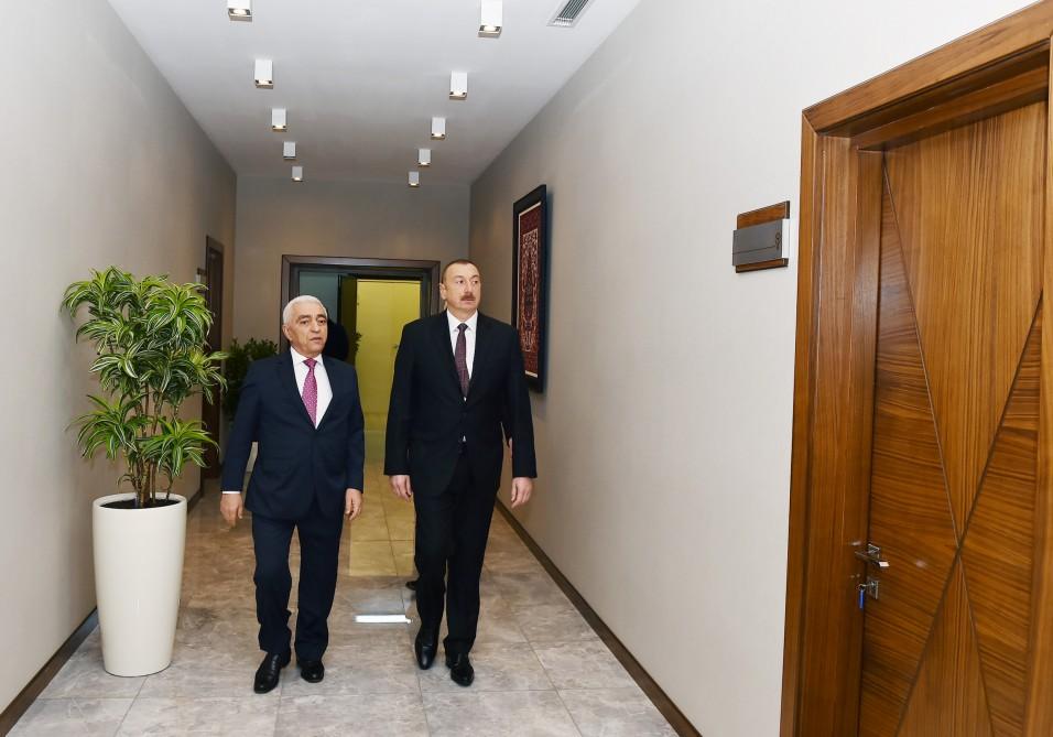 Prezident İlham Əliyev Bakı Paylayıcı Şəbəkəsinin yeni inzibati binasının və yarımstansiyalarının açılışında iştirak edib (FOTO) (YENİLƏNİB)