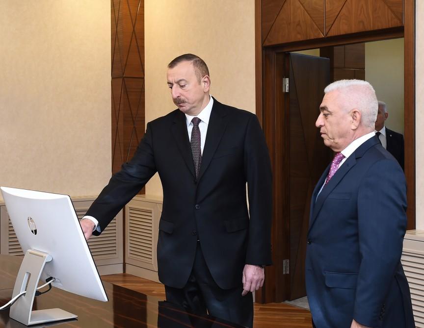 Prezident İlham Əliyev Bakı Paylayıcı Şəbəkəsinin yeni inzibati binasının və yarımstansiyalarının açılışında iştirak edib (FOTO) (YENİLƏNİB)