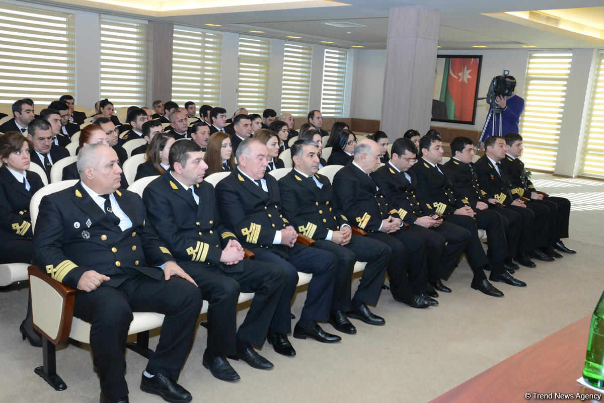 Dövlət Dəniz Agentliyində 20 Yanvar faciəsinin 28-ci ildönümü ilə bağlı mərasim keçirilib (FOTO)