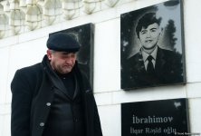 Azərbaycan ictimaiyyəti 20 Yanvar faciəsi qurbanlarının əziz xatirəsini yad edir (FOTO)