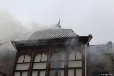 FHN: "Azneft"də yaşayış binasında baş verən yanğın söndürülüb (YENİLƏNİB 2) (FOTO)