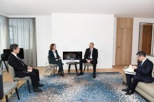 Prezident İlham Əliyev Davosda “SUEZ GROUP”un baş icraçı vitse-prezidenti ilə görüşüb (FOTO)