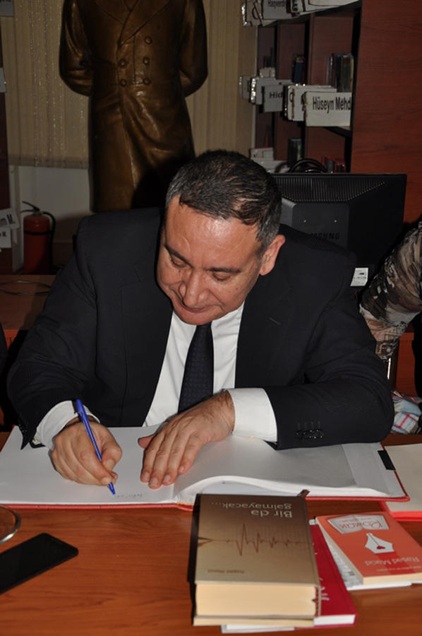 Rəşad Məcid "Məşhurlarla görüş" layihəsinin qonağı olub (FOTO)