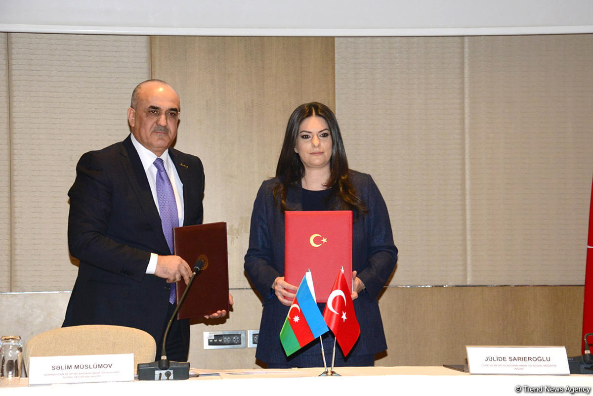 Azərbaycan və Türkiyə sosial müdafiə sahəsində əməkdaşlığı gücləndirir - SƏNƏD imzalandı (FOTO) (YENİLƏNİB)