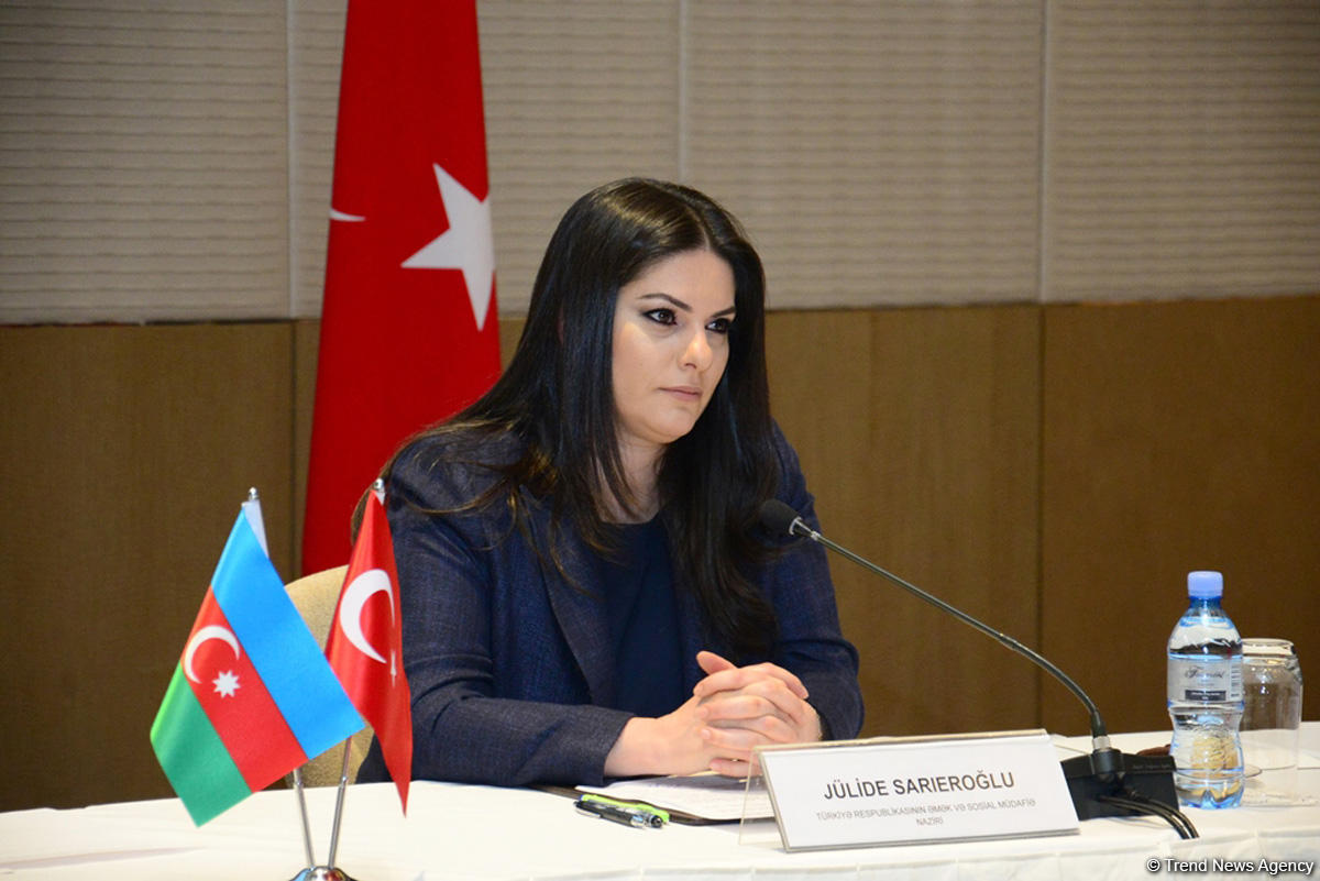 Azərbaycan və Türkiyə sosial müdafiə sahəsində əməkdaşlığı gücləndirir - SƏNƏD imzalandı (FOTO) (YENİLƏNİB)