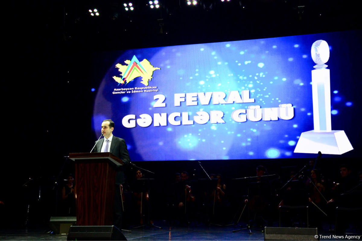 2018-ci il Gənclər üçün Prezident mükafatlarının təqdim edilməsi və bir sıra digər gənclərin mükafatlandırılması mərasimi keçirilib (FOTO)