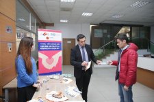 RİİB və Milli Onkologiya Mərkəzi xərçəng xəstəliyi ilə bağlı maarifləndirmə aksiyası keçirib (FOTO)