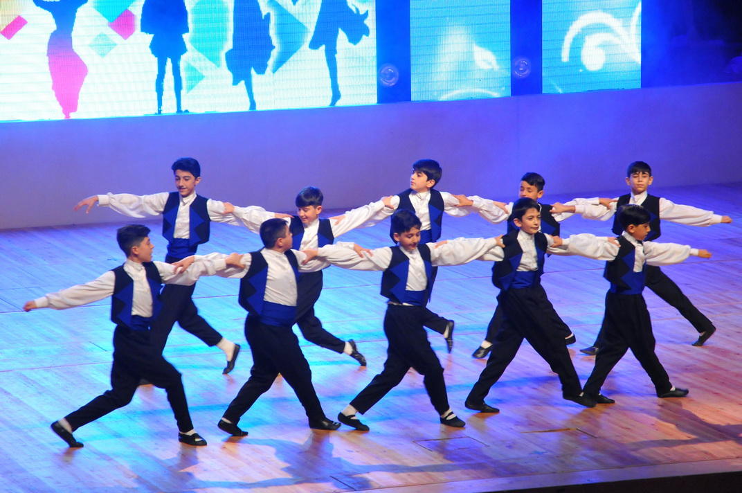 Dünya xalqlarının rəqslərindən ibarət konsert keçirilib (FOTO)
