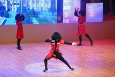 Dünya xalqlarının rəqslərindən ibarət konsert keçirilib (FOTO)