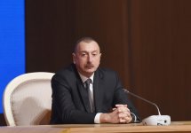 Prezident İlham Əliyev Yeni Azərbaycan Partiyasının VI qurultayında iştirak edib (YENİLƏNİB-4) (FOTO)