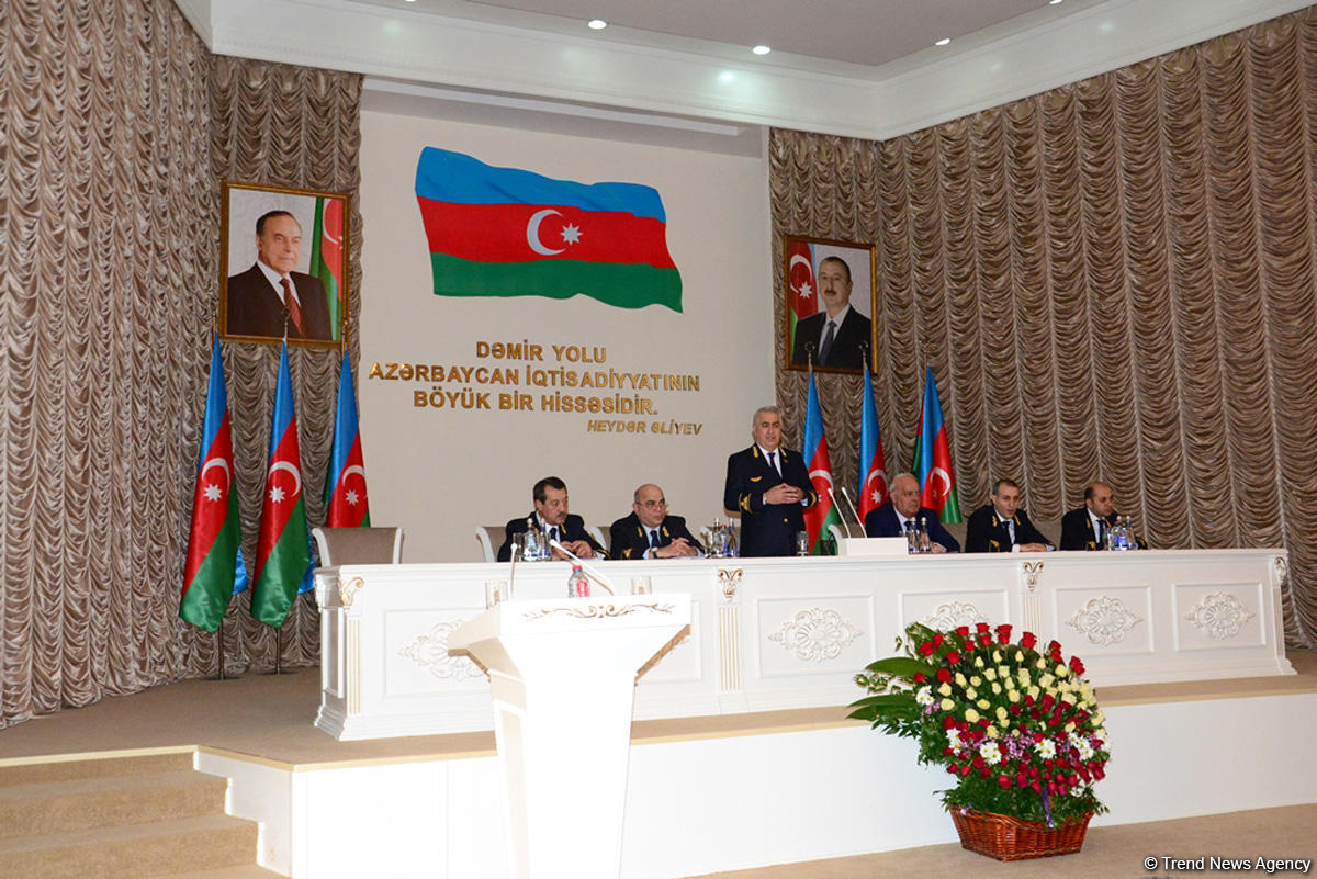 Cavid Qurbanov: Bu dəfə də dəmiryolçular prezident seçkilərində ölkəmizin işıqlı gələcəyinə səs verəcəklər (FOTO)