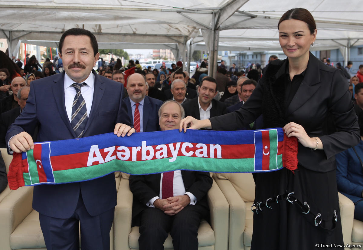 Sakaryada Xocalı soyqırımına həsr olunmuş abidə açılıb (FOTO/VİDEO)