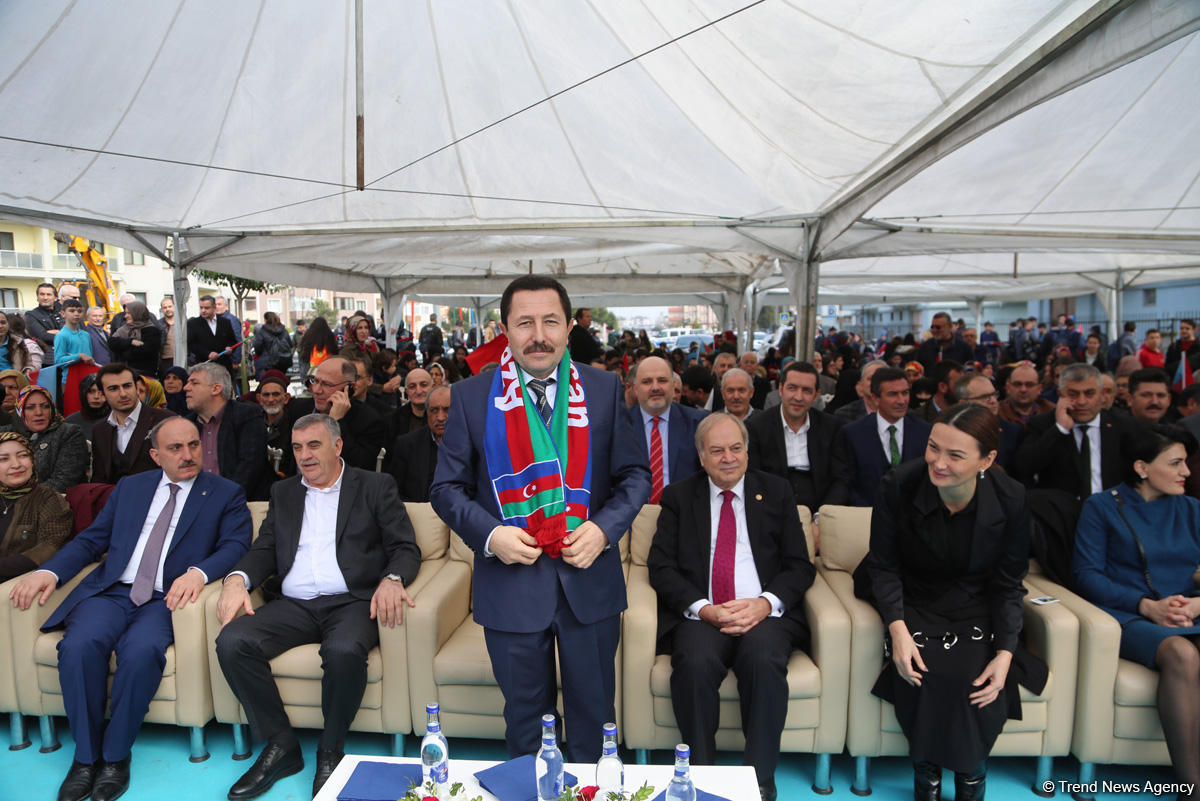 Sakaryada Xocalı soyqırımına həsr olunmuş abidə açılıb (FOTO/VİDEO)