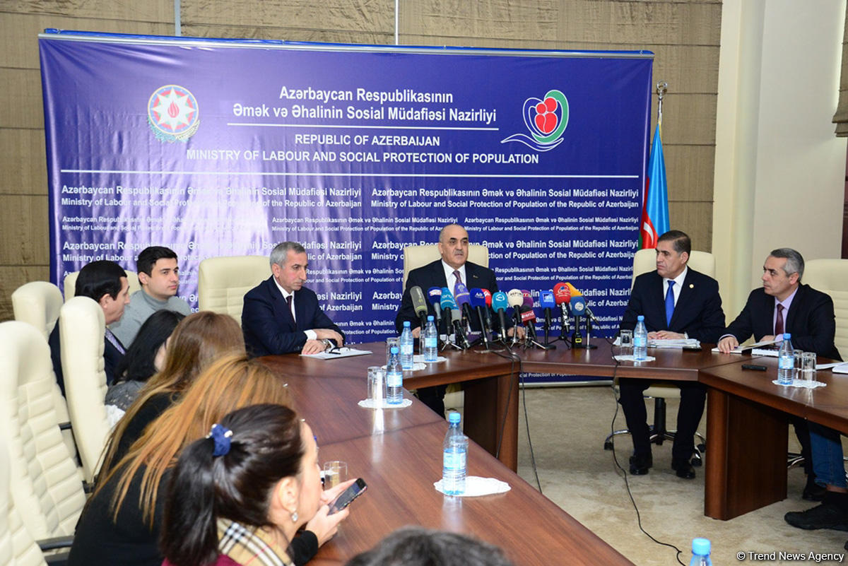 Nazir: Azərbaycanda pensiya 5,7 faiz artırılacaq (FOTO) (YENİLƏNİB)