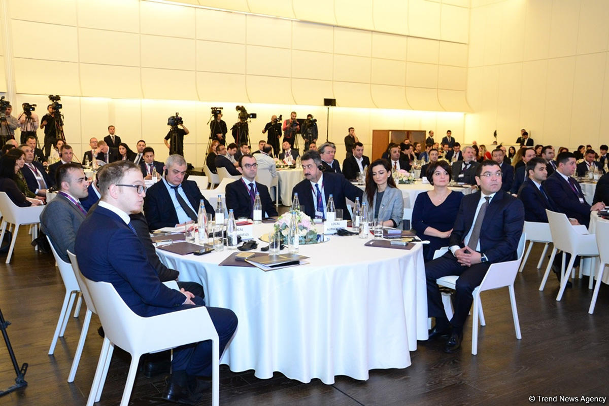 Bakıda “İrimiqyaslı idman yarışlarının keçirilməsinin ev sahibi ölkəyə faydaları-2018” mövzusunda konfrans keçirilib (FOTO)