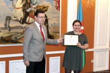 Trend İnformasiya Agentliyinin baş redaktoru Rusiya-Azərbaycan münasibətləri haqqında materialların hazırlanmasına görə diplomla təltif edilib (FOTO)