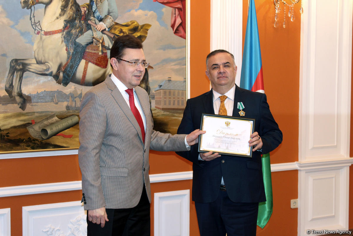 Trend İnformasiya Agentliyinin baş redaktoru Rusiya-Azərbaycan münasibətləri haqqında materialların hazırlanmasına görə diplomla təltif edilib (FOTO)