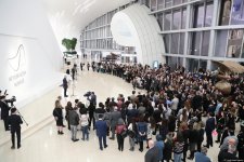 Heydər Əliyev Fondunun vitse-prezidenti Leyla Əliyeva “Alfons Muxa: gözəllik axtarışında” sərgisinin açılışında iştirak edib (FOTO)