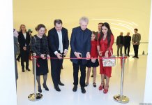 Heydər Əliyev Fondunun vitse-prezidenti Leyla Əliyeva “Alfons Muxa: gözəllik axtarışında” sərgisinin açılışında iştirak edib (FOTO)