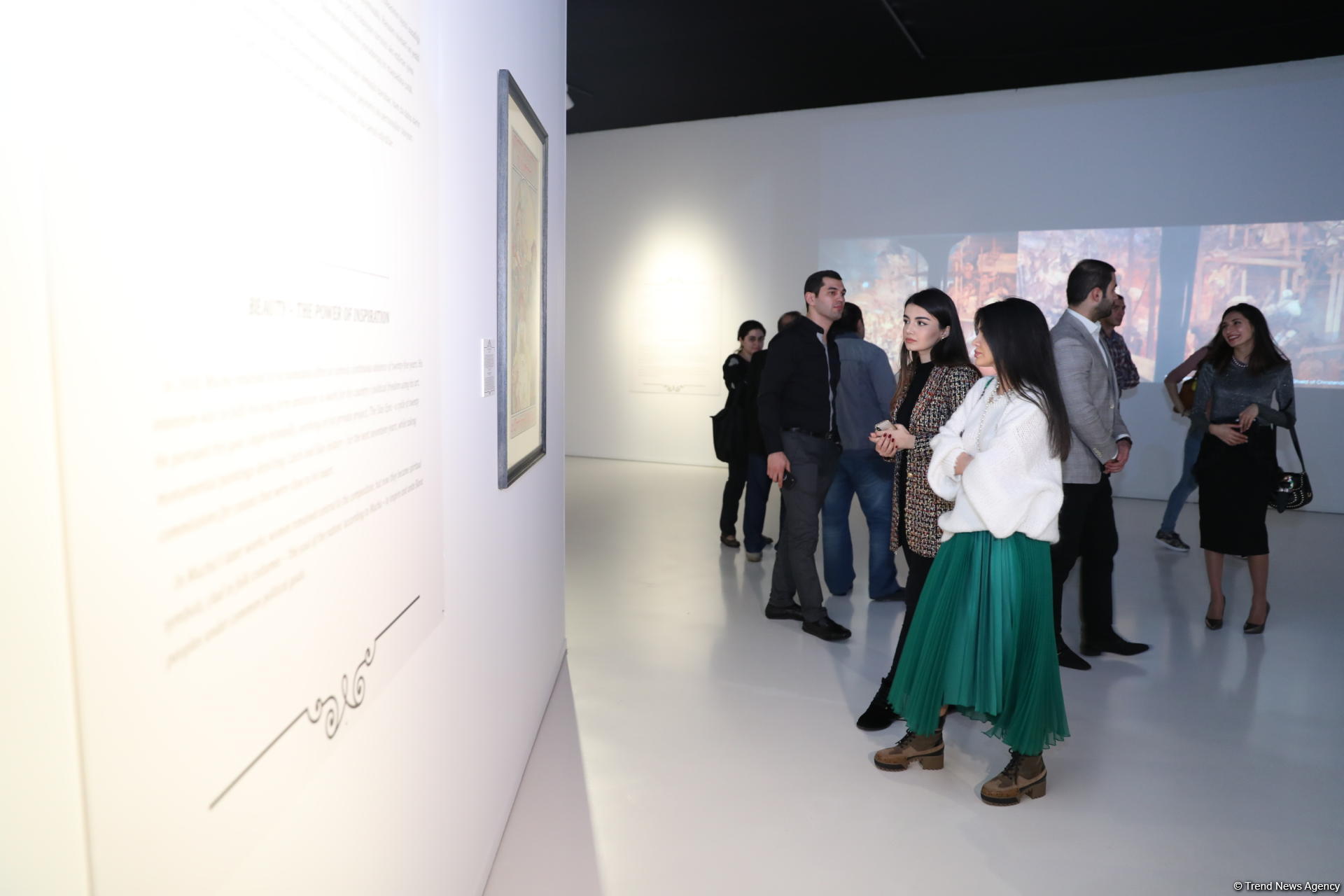 Heydər Əliyev Fondunun vitse-prezidenti Leyla Əliyeva “Alfons Muxa: gözəllik axtarışında” sərgisinin açılışında iştirak edib (FOTO)