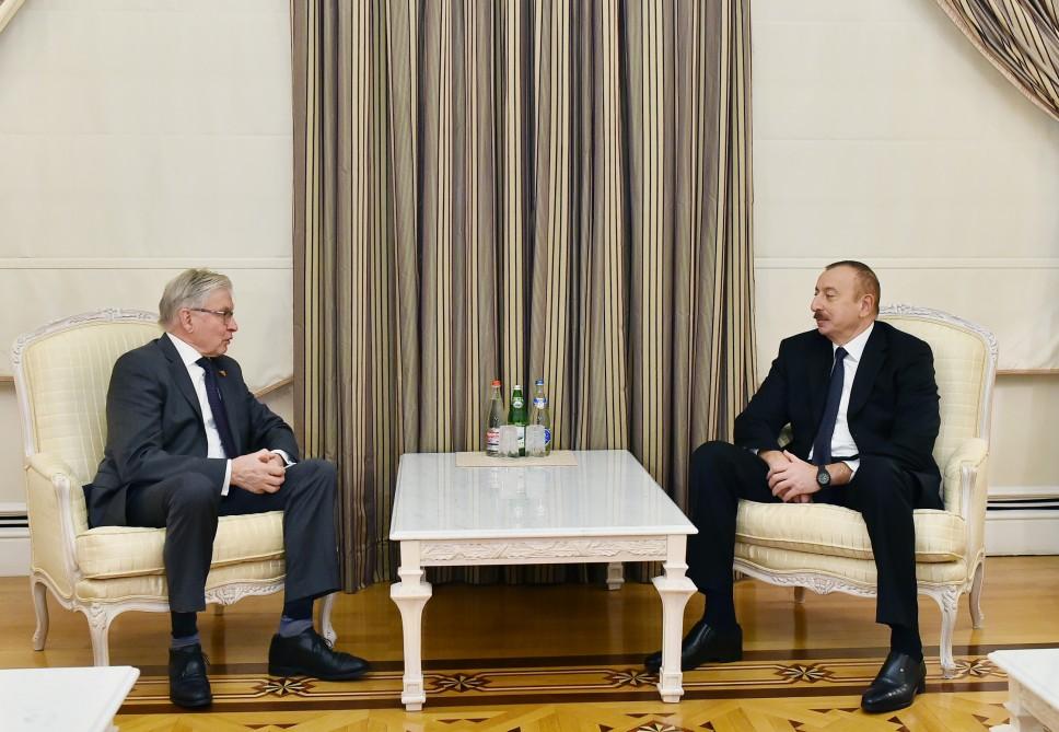 Azərbaycan Prezidenti Niderland Senatının sabiq sədrini qəbul edib (YENİLƏNİB)