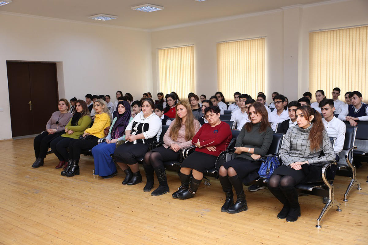 Bilik Fondu Xocalı faciəsi qurbanlarını yad edib (FOTO)