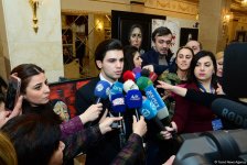 Xocalı soyqırımının ildönümünə həsr olunmuş "Qarabağın səsi" adlı rəsm sərgisi və ədəbi-bədii tədbir keçirilib (FOTO)