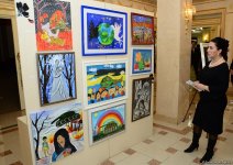 Xocalı soyqırımının ildönümünə həsr olunmuş "Qarabağın səsi" adlı rəsm sərgisi və ədəbi-bədii tədbir keçirilib (FOTO)