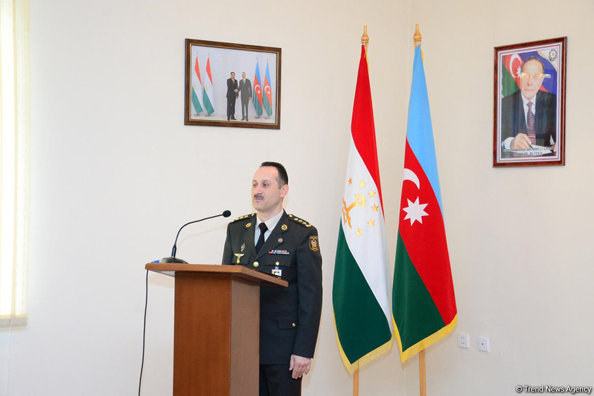 Bakıda Tacikistan Silahlı Qüvvələrinin yaranmasının 25-ci ildönümü qeyd edilib (FOTO)
