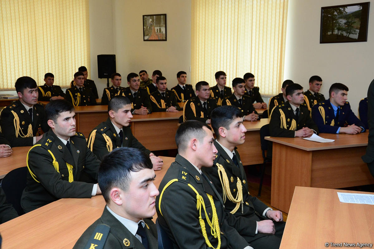 Bakıda Tacikistan Silahlı Qüvvələrinin yaranmasının 25-ci ildönümü qeyd edilib (FOTO)