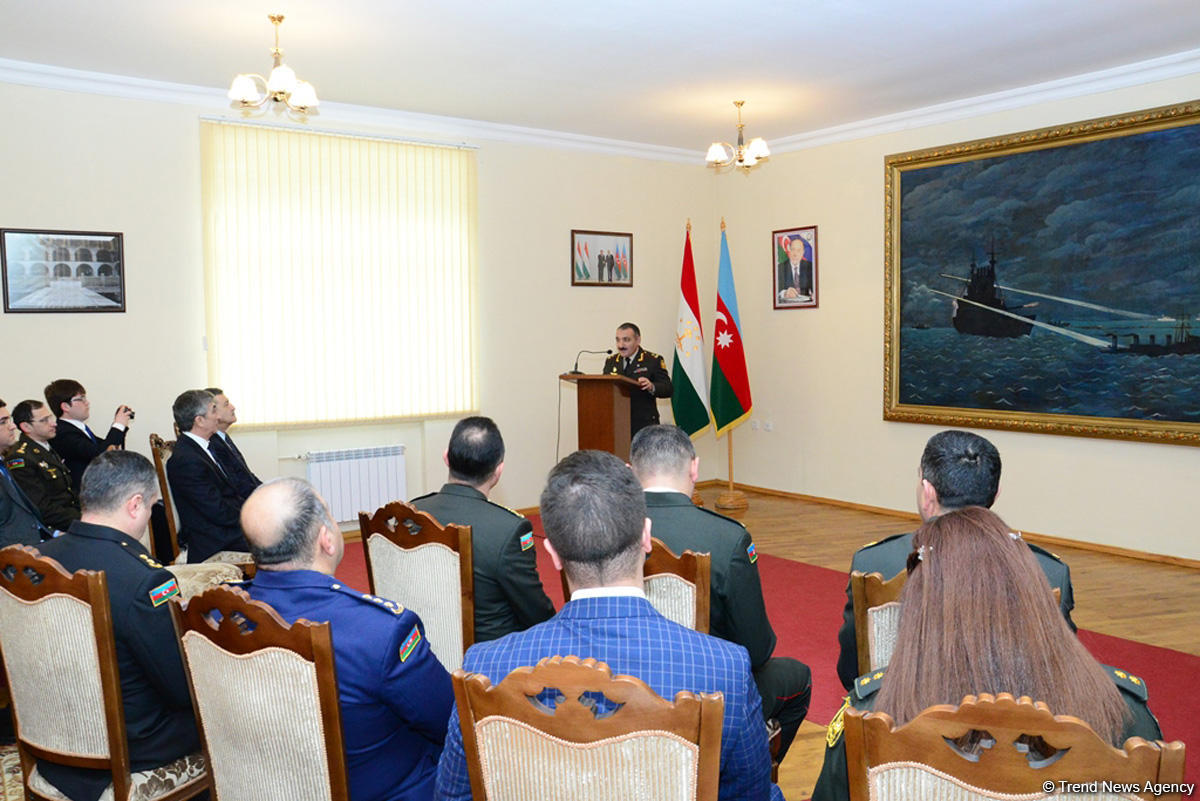 Bakıda Tacikistan Silahlı Qüvvələrinin yaranmasının 25-ci ildönümü qeyd edilib (FOTO)