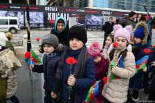 Azərbaycan ictimaiyyəti Xocalı soyqırımı qurbanlarının xatirəsini yad edir (FOTO)