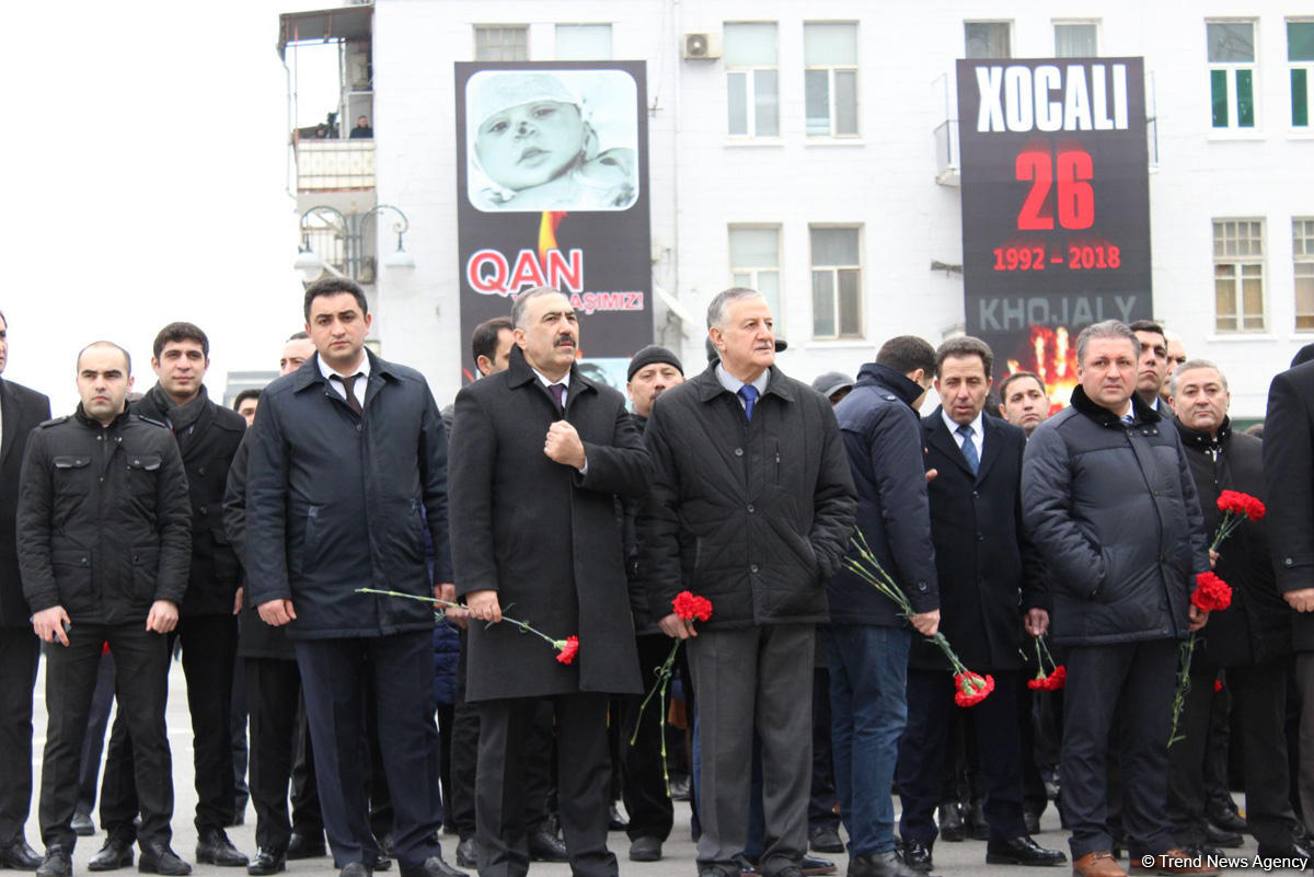 Azərbaycan ictimaiyyəti Xocalı soyqırımı qurbanlarının xatirəsini yad edir (FOTO)