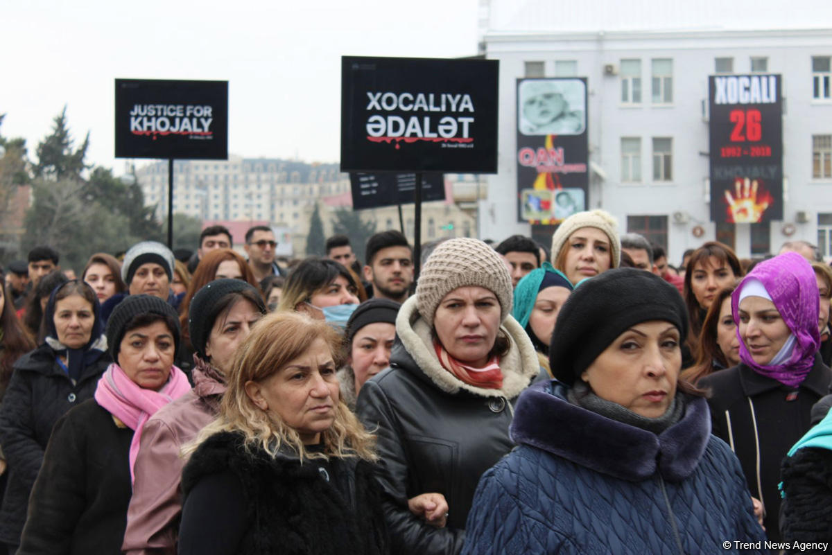 Azərbaycan ictimaiyyəti Xocalı soyqırımı qurbanlarının xatirəsini yad edir (FOTO)