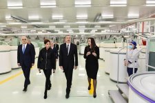 Prezident İlham Əliyev və xanımı Mehriban Əliyeva “Mingəçevir Tekstil” MMC-nin iplik istehsalı üzrə iki müəssisəsinin açılışında iştirak ediblər (YENİLƏNİB) (FOTO)