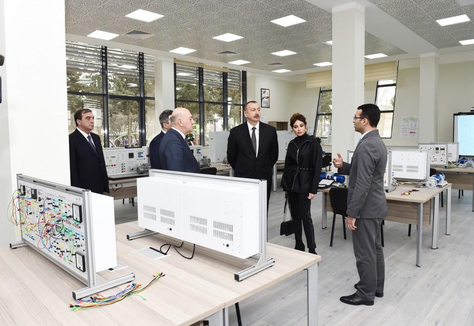 Prezident İlham Əliyev və xanımı Mehriban Əliyeva Mingəçevirdə "ASAN Həyat" kompleksinin açılışında iştirak ediblər (FOTO)