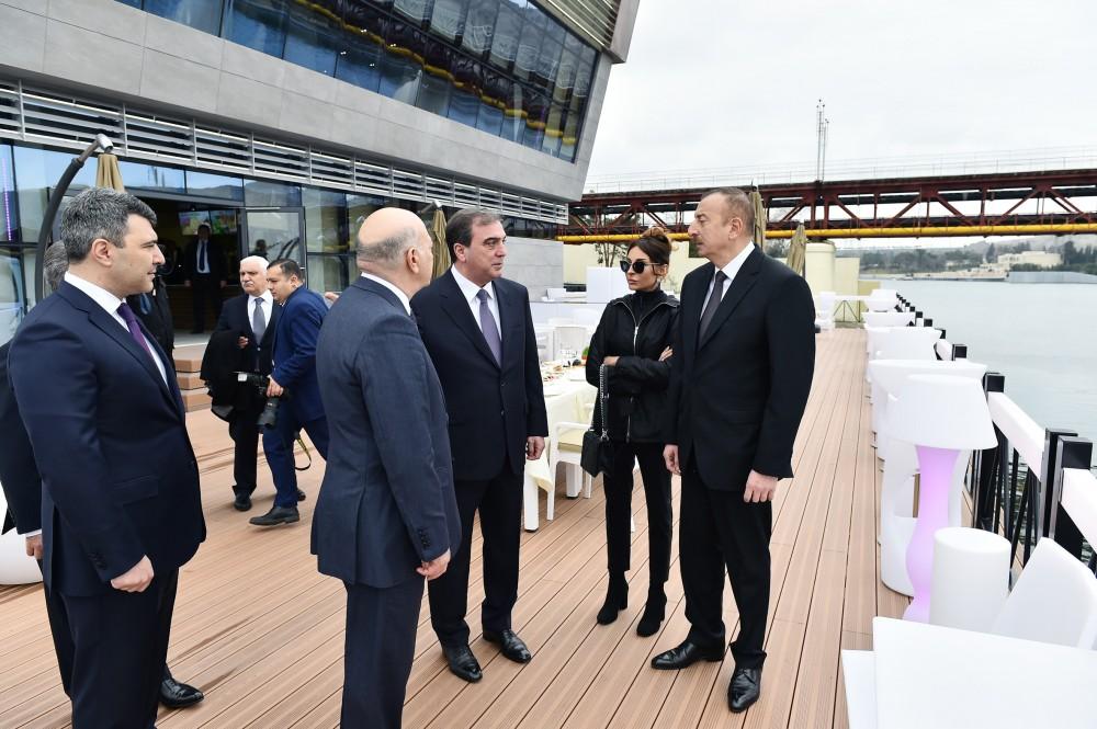 Prezident İlham Əliyev və xanımı Mehriban Əliyeva Mingəçevirdə "ASAN Həyat" kompleksinin açılışında iştirak ediblər (FOTO)