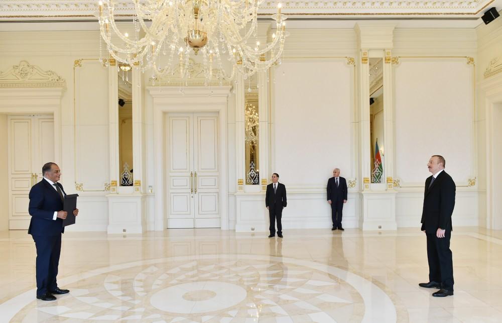 Prezident İlham Əliyev Misirin yeni səfirinin etimadnaməsini qəbul edib (FOTO) (YENİLƏNİB)