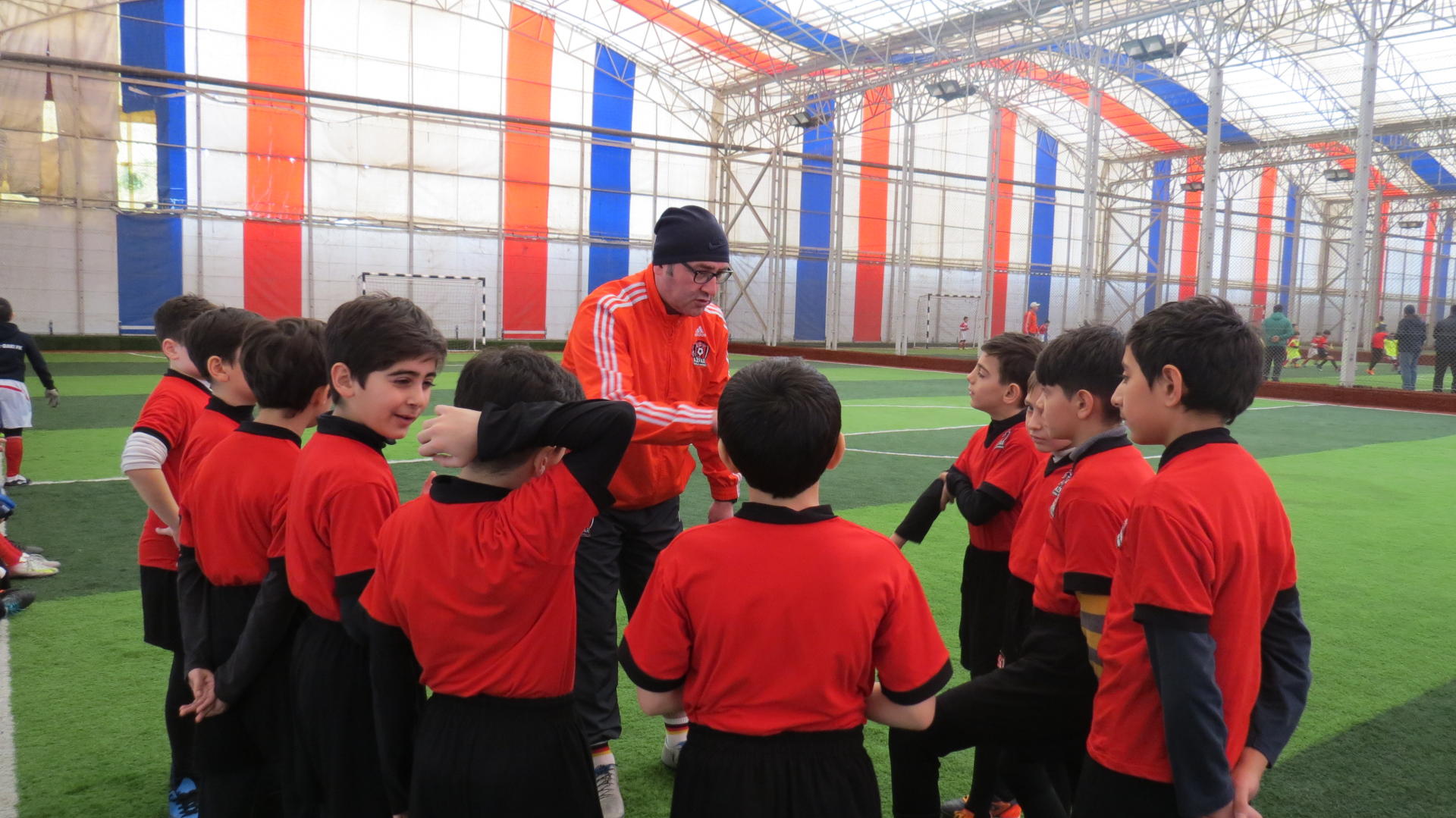 Azfar Futbol məktəbinin sıralarına hər gün yeni yetirmələr qoşulmaqdadır (FOTO/VİDEO)