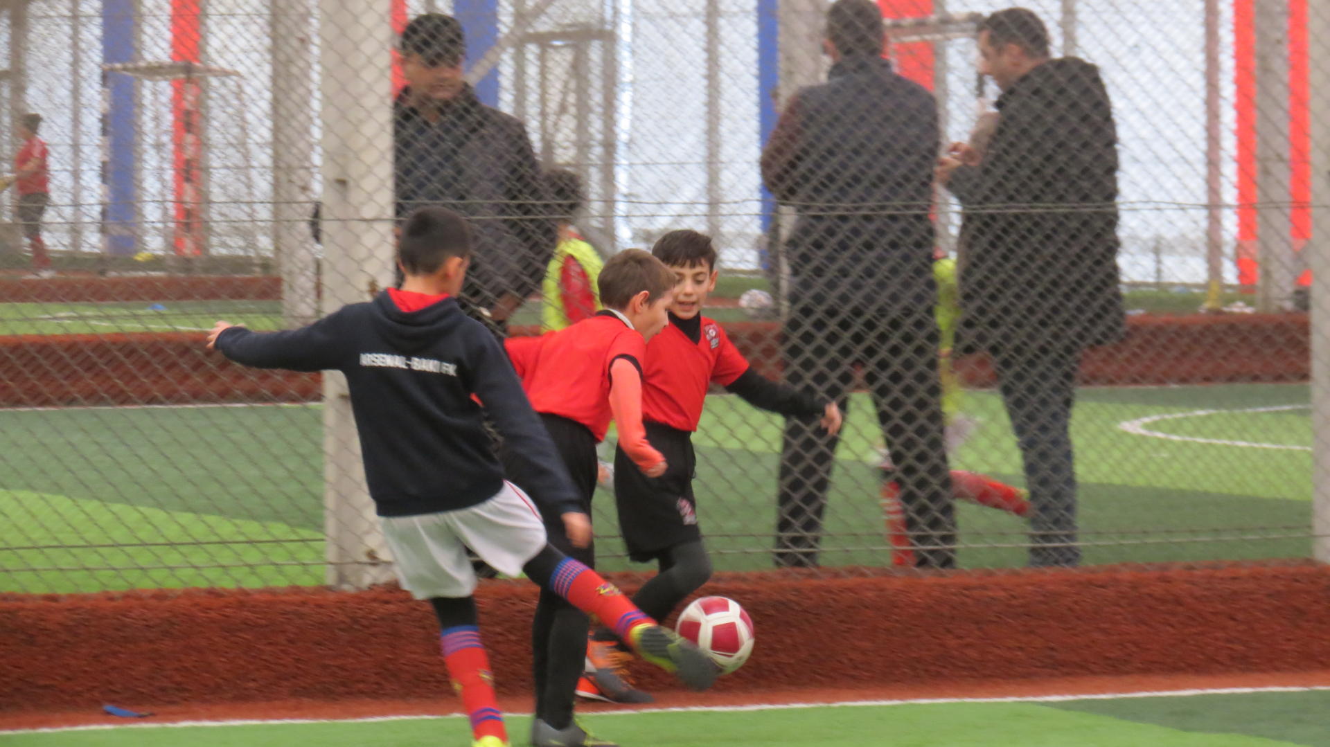 Azfar Futbol məktəbinin sıralarına hər gün yeni yetirmələr qoşulmaqdadır (FOTO/VİDEO)
