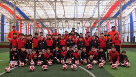Azfar Futbol məktəbinin sıralarına hər gün yeni yetirmələr qoşulmaqdadır (FOTO/VİDEO)